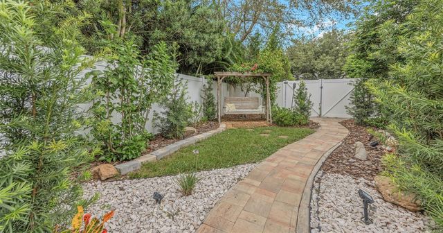 411 ROEBLING ROAD S, Belleair, FL 33756