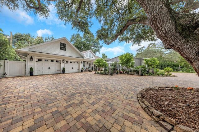 411 ROEBLING ROAD S, Belleair, FL 33756