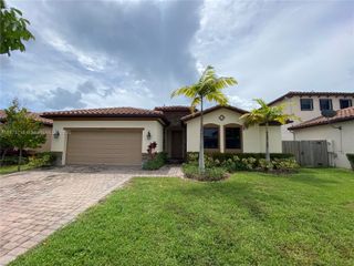 2424 SE 3rd St, Homestead, FL 33033