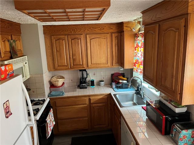 405 South Edwards Ave, Syracuse, NY 13206