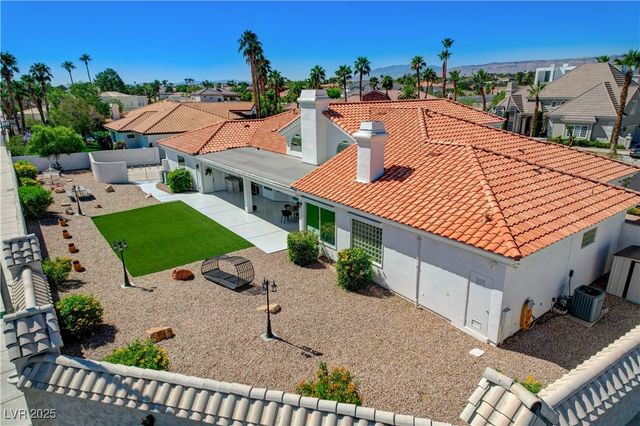 1720 Oval Circle, Las Vegas, NV 89117