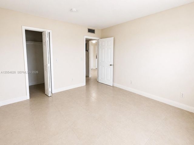 680 Miller Drive W405, Miami Springs, FL 33166