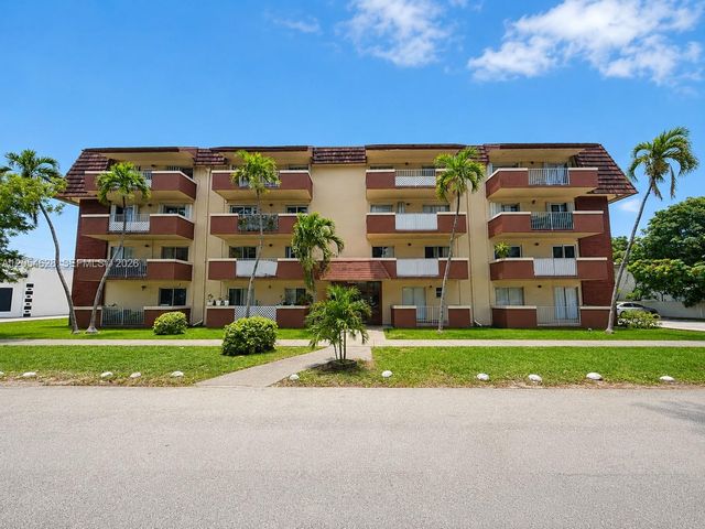 680 Miller Drive W405, Miami Springs, FL 33166