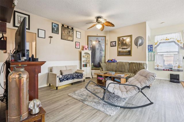 1001 JAYBEE AVENUE, Davenport, FL 33897