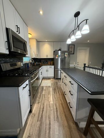 10717 Alpine Avenue Nw, Sparta Twp, MI 49345