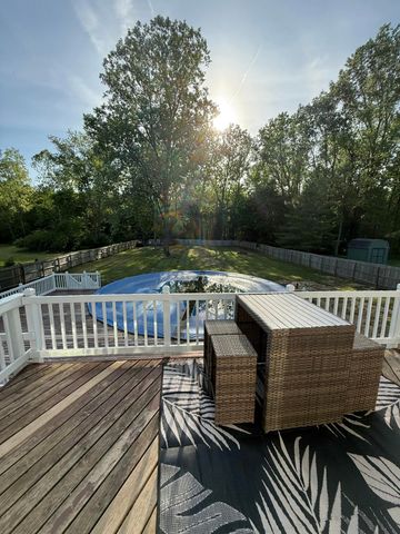 10717 Alpine Avenue Nw, Sparta Twp, MI 49345