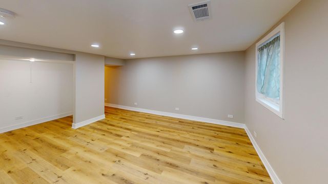 1321 Pitner Avenue A, Evanston, IL 60201