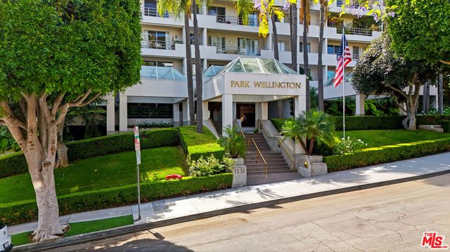 1131 Alta Loma Road 326, West Hollywood, CA 90069