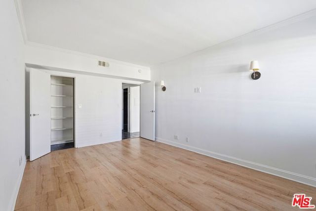 1131 Alta Loma Road 326, West Hollywood, CA 90069