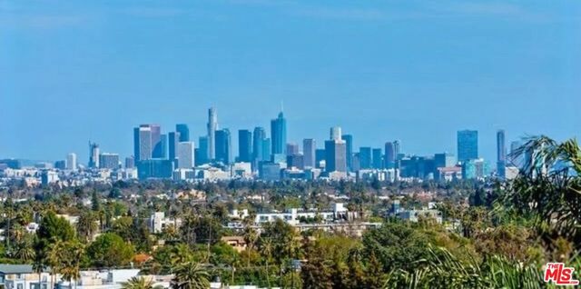 1131 Alta Loma Road 326, West Hollywood, CA 90069