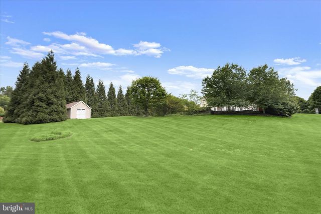 10130 SYCAMORE HOLLOW LN, Germantown, MD 20876