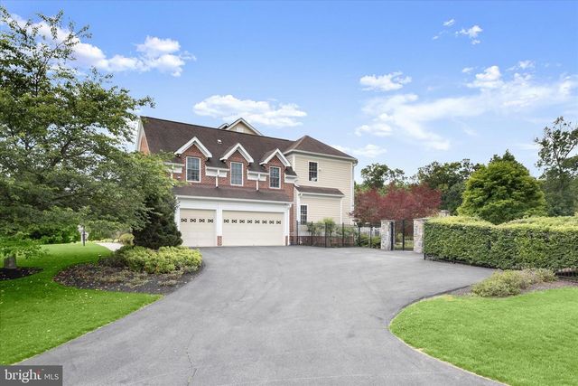 10130 SYCAMORE HOLLOW LN, Germantown, MD 20876