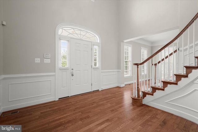 10130 SYCAMORE HOLLOW LN, Germantown, MD 20876