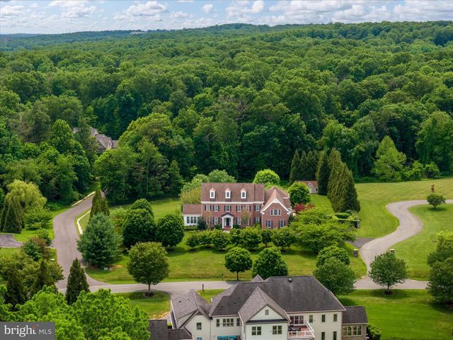 10130 SYCAMORE HOLLOW LN, Germantown, MD 20876
