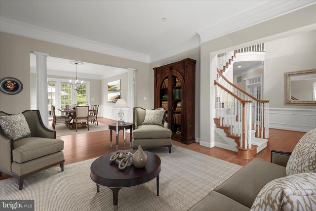 10130 SYCAMORE HOLLOW LN, Germantown, MD 20876