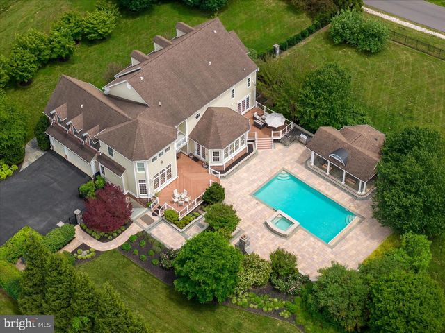 10130 SYCAMORE HOLLOW LN, Germantown, MD 20876