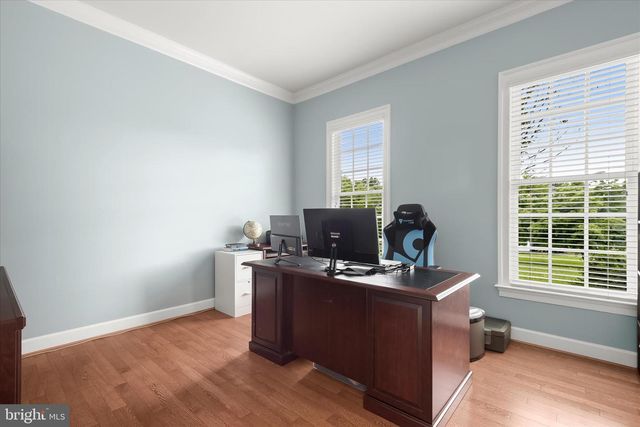 10130 SYCAMORE HOLLOW LN, Germantown, MD 20876