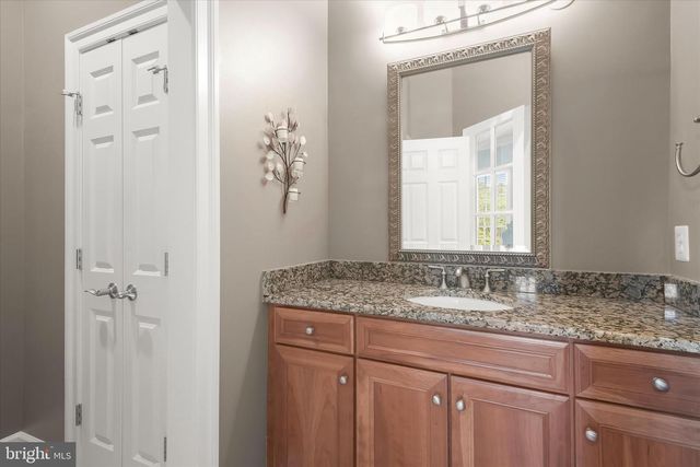 10130 SYCAMORE HOLLOW LN, Germantown, MD 20876