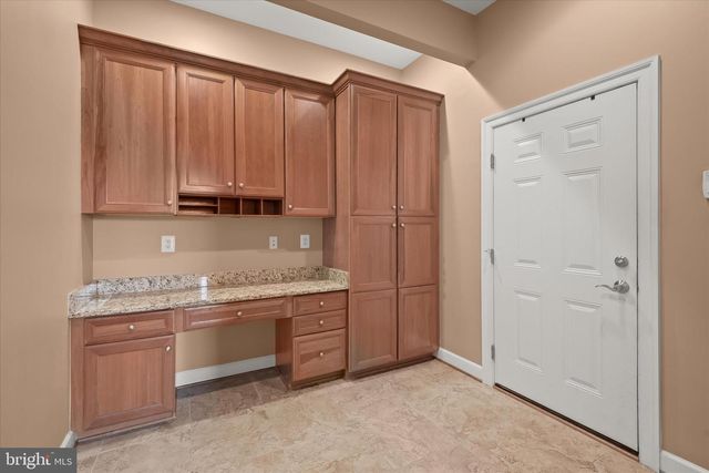 10130 SYCAMORE HOLLOW LN, Germantown, MD 20876