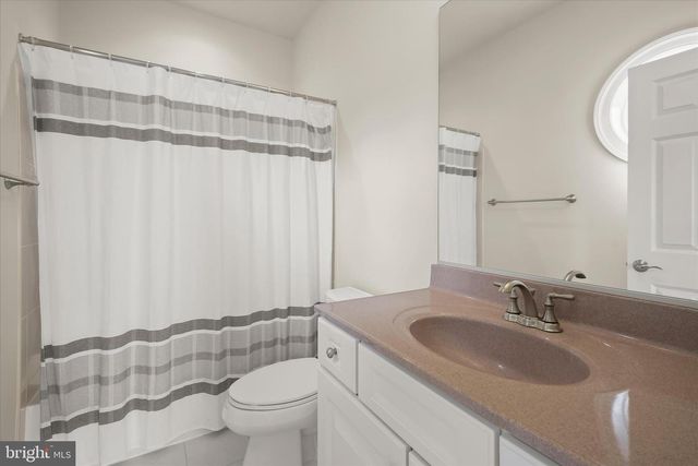 10130 SYCAMORE HOLLOW LN, Germantown, MD 20876