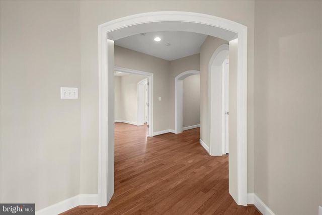 10130 SYCAMORE HOLLOW LN, Germantown, MD 20876