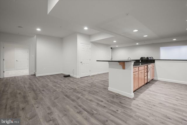 10130 SYCAMORE HOLLOW LN, Germantown, MD 20876