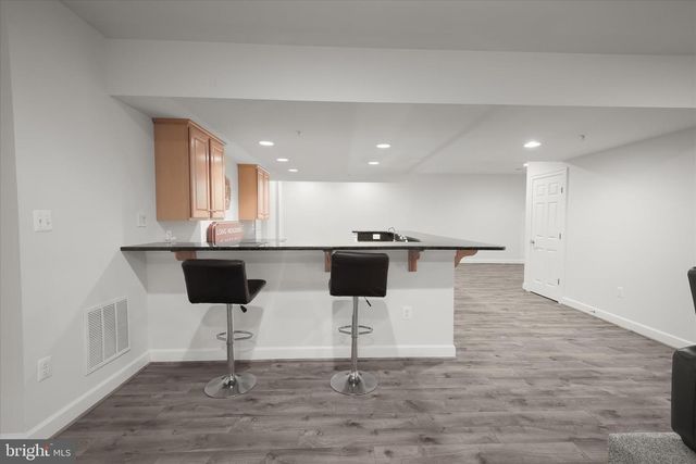 10130 SYCAMORE HOLLOW LN, Germantown, MD 20876