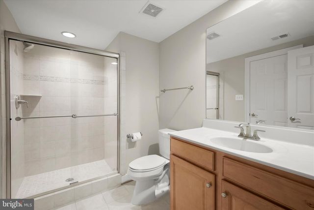 10130 SYCAMORE HOLLOW LN, Germantown, MD 20876