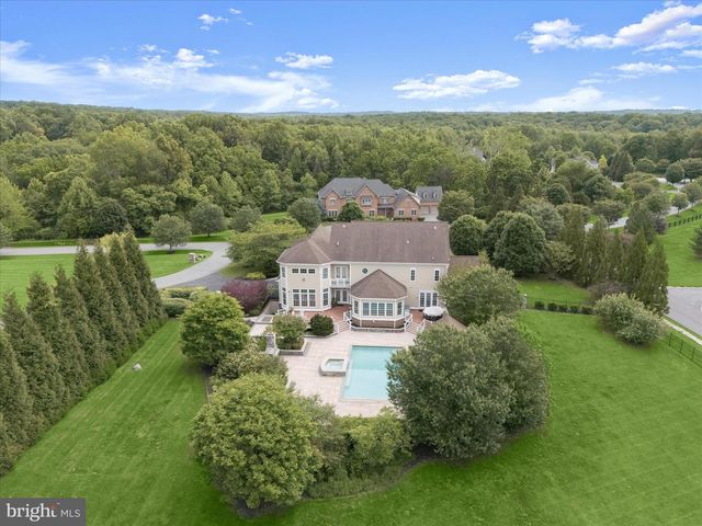 10130 SYCAMORE HOLLOW LN, Germantown, MD 20876