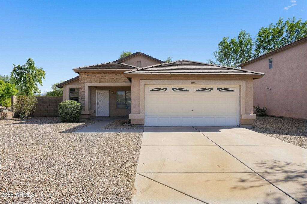 15925 W MONROE Street, Goodyear, AZ 85338 — photo 2