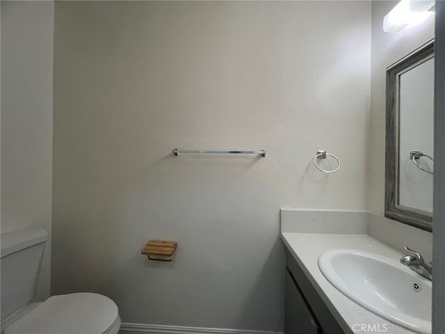 751 Corvette 4, Ontario, CA 91764