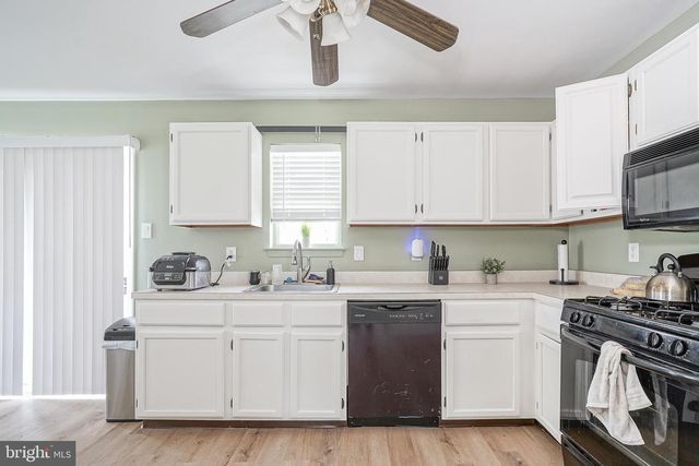 1021 HILLSBORO CT, Sewell, NJ 08080