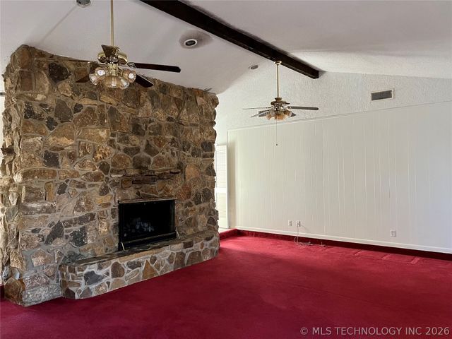 906 Briarwood Place, Durant, OK 74701