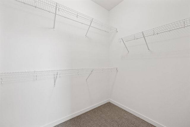 219 Meadows Field Drive NE, Cedar Rapids, IA 52402