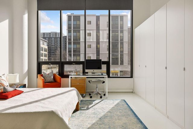 750 S 2nd Street 202, Minneapolis, MN 55401