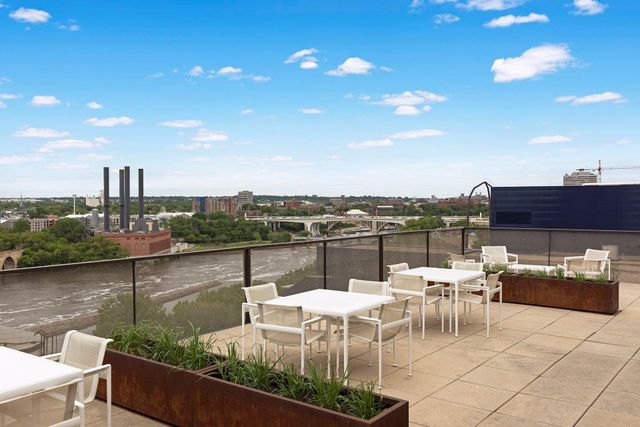 750 S 2nd Street 202, Minneapolis, MN 55401