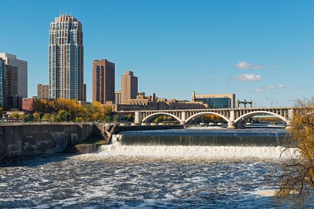 750 S 2nd Street 202, Minneapolis, MN 55401