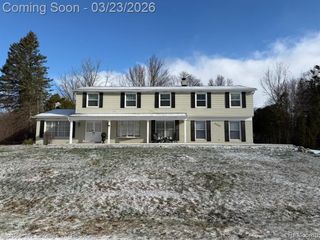 5586 Raven Road, Bloomfield Hills, MI 48301
