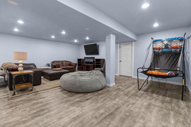 N8973 SPRING VALLEY ROAD, Menasha, WI 54952