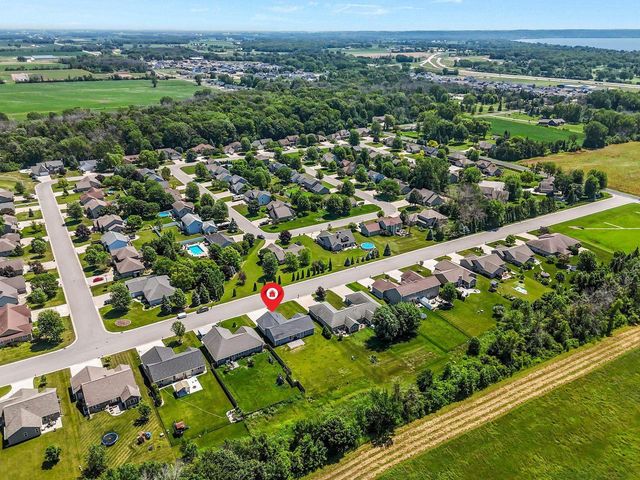 N8973 SPRING VALLEY ROAD, Menasha, WI 54952