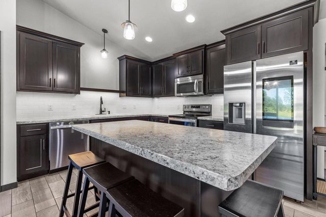 N8973 SPRING VALLEY ROAD, Menasha, WI 54952