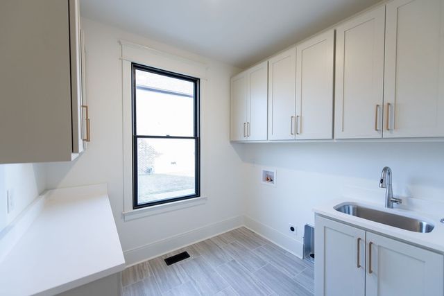 859 Harrisburg Ln, Mount Juliet, TN 37122