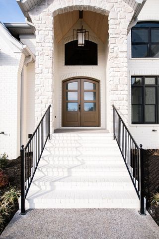 859 Harrisburg Ln, Mount Juliet, TN 37122