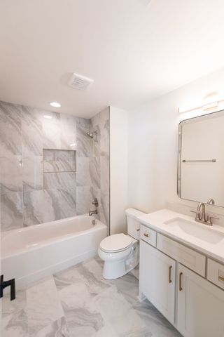 859 Harrisburg Ln, Mount Juliet, TN 37122