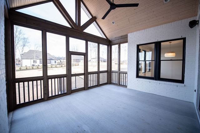 859 Harrisburg Ln, Mount Juliet, TN 37122