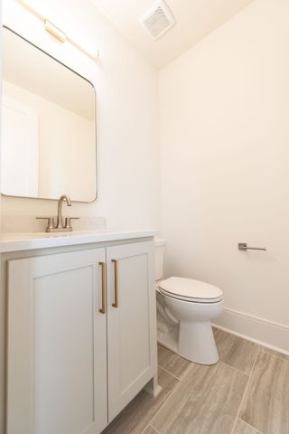 859 Harrisburg Ln, Mount Juliet, TN 37122