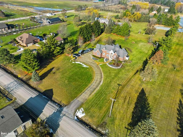 21901 31 Mile Road, Ray Twp, MI 48096