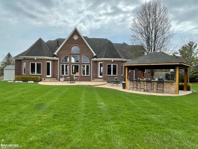 21901 31 Mile Road, Ray Twp, MI 48096