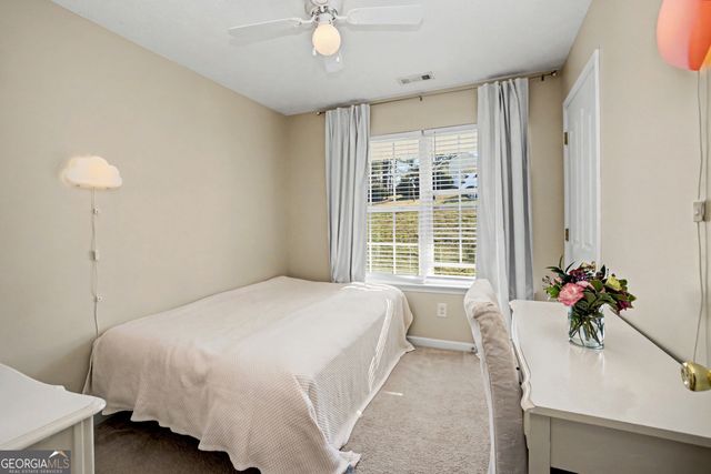 2 Ray Way, Grantville, GA 30220