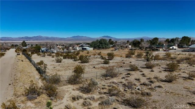 728 Red Butte, Lucerne Valley, CA 92356